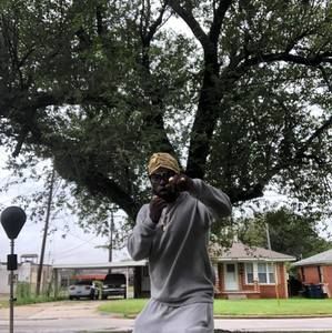 Meet your Posher, Deaungelo